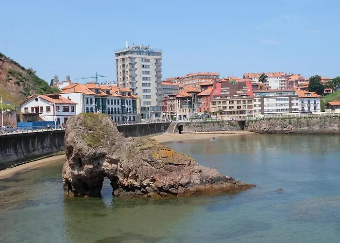 Playa De La Palmera Candás